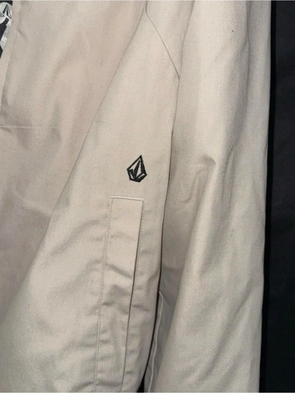 Volcom Light Beige Shirt Jacket with Graphic Lining